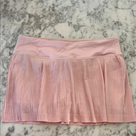Lululemon Pleated Tennis Skirt - Picture 2 of 5